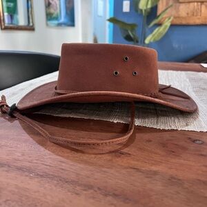 Women's Classic Brown Hat